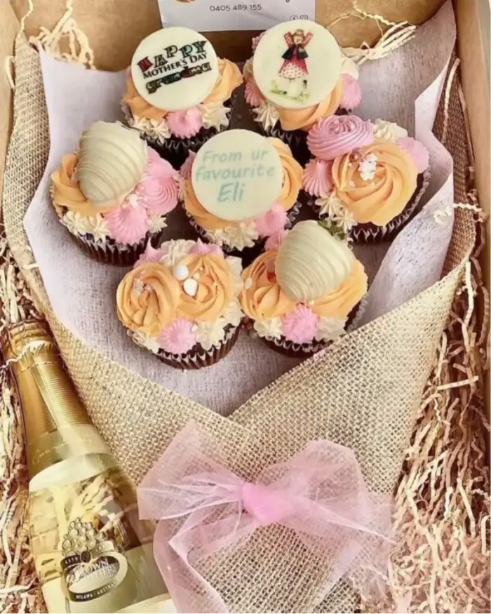 Mothers Day Cup Cake Bouquet